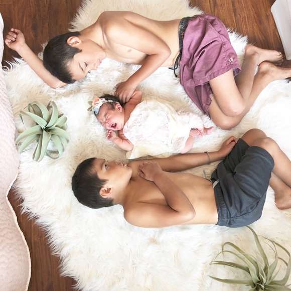 Meet your Posher, Christy - Picture 1 of 8